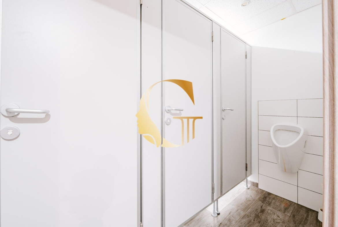 GODDESS PROPERTY – REZERVOVANE – PRENÁJOM – budova 200 m2 s kanceláriami/zariadenými miestnosťami, terasa,10x PARKING – SKLAD 100m2 – ROVINKA