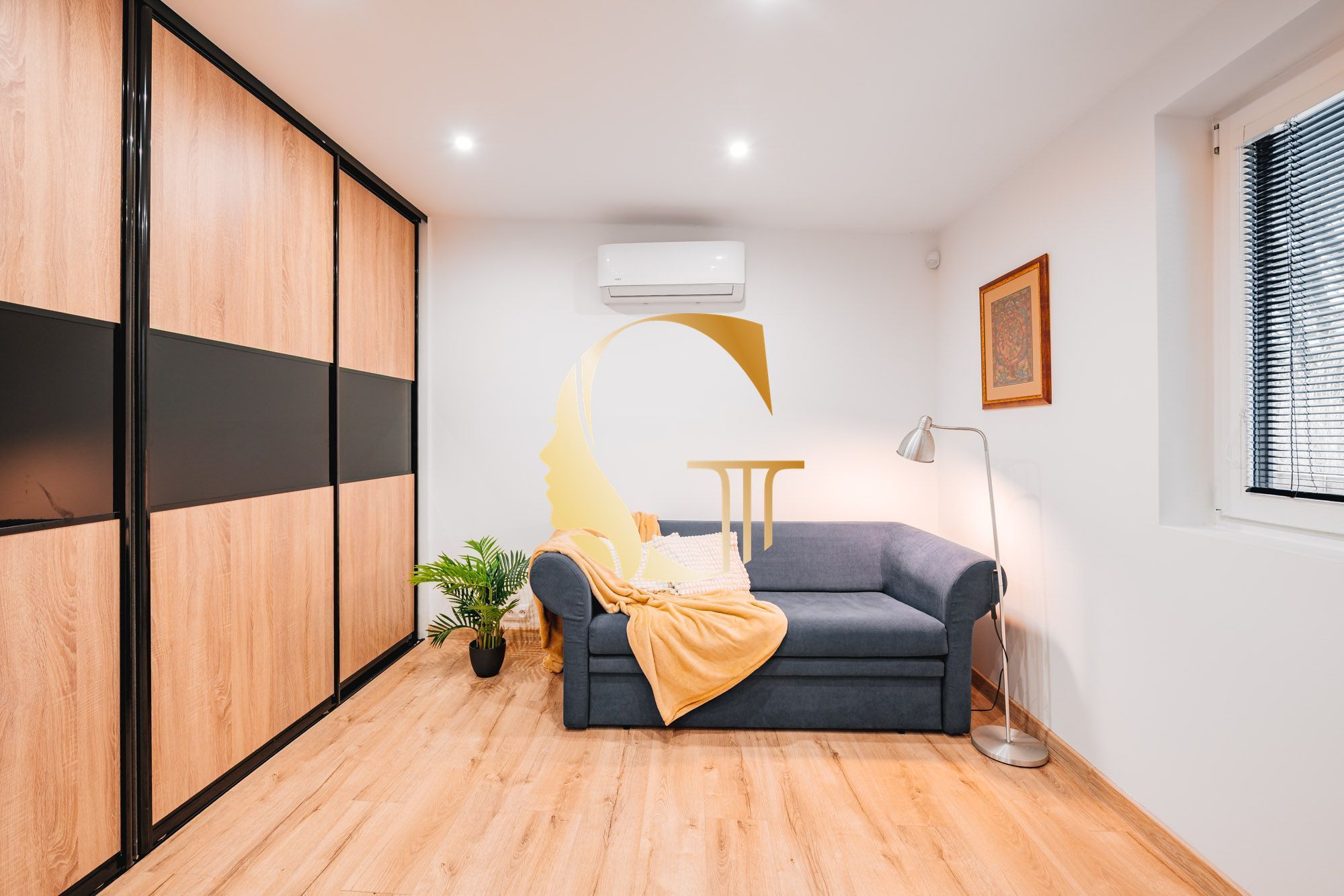 GODDESS PROPERTY – REZERVOVANÉ – PRENÁJOM – HAUSBÓT 210 m2- zariadený s KLIMATIZÁCIOU – ZVIERATKO POVOLENÉ – 5x parking – JAROVECKÉ RAMENO
