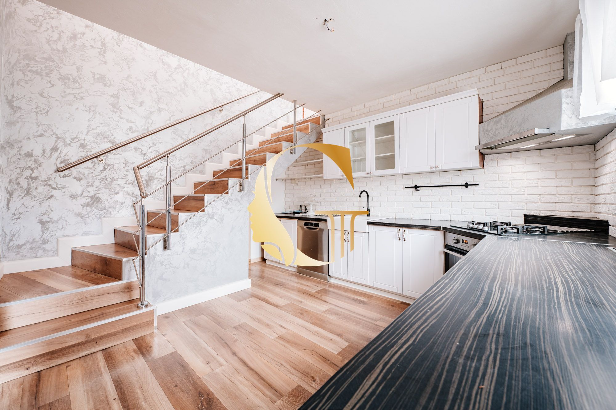 GODDESS PROPERTY – exkluzívne – PRENÁJOM – 6 izbový samostojaci rodinný dom 200m2 – garáž – Gútorská cesta – ŠAMORÍN