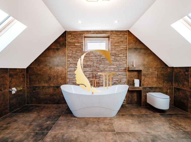 GODDESS PROPERTY – exkluzívne – PREDAJ – 6 izbový rodinný dom – parkovanie – PAŽITNÁ ulica – ŠAMORÍN