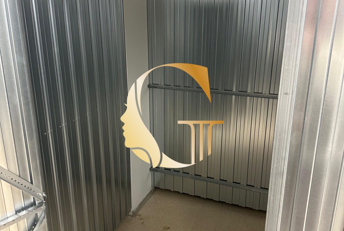 GODDESS PROPERTY – rezervovane – PRENÁJOM 2 izbový byt 51 m2 s kobkou v NOVOSTAVBE – moderne zariadený – centrum  – Poštová ulica – Staré Mesto
