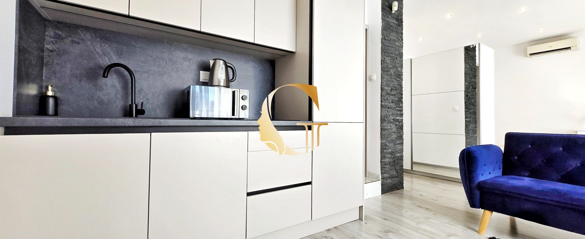 GODDESS PROPERTY – REZERVOVANÉ – PRENÁJOM ( aj krátkodobý ) – luxusný 1 izbový byt 42 m2 s PARKOVANÍM – Teslova ulica – Ružinov