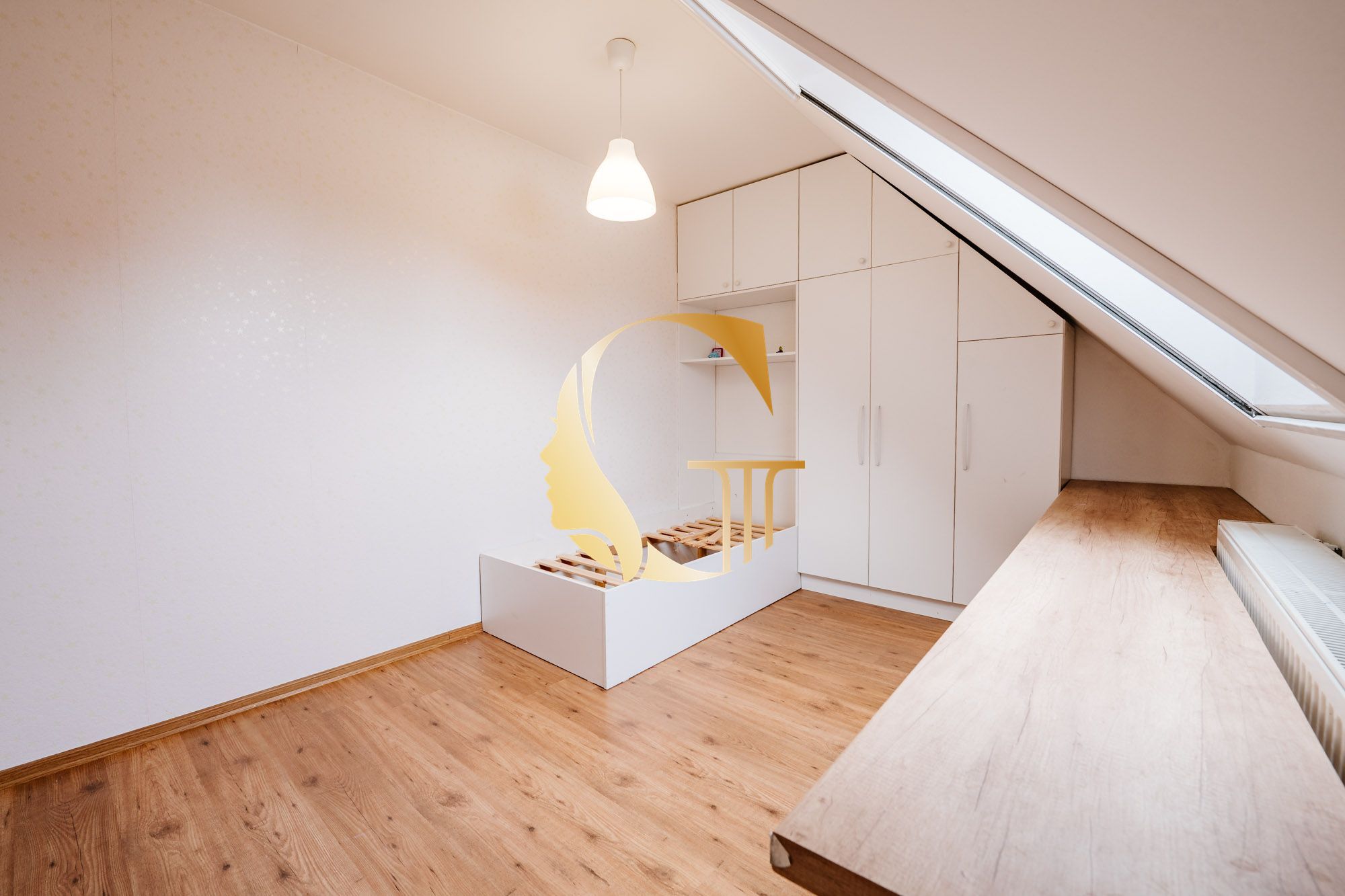 GODDESS PROPERTY – exkluzívne – PRENÁJOM – 6 izbový samostojaci rodinný dom 200m2 – garáž – Gútorská cesta – ŠAMORÍN