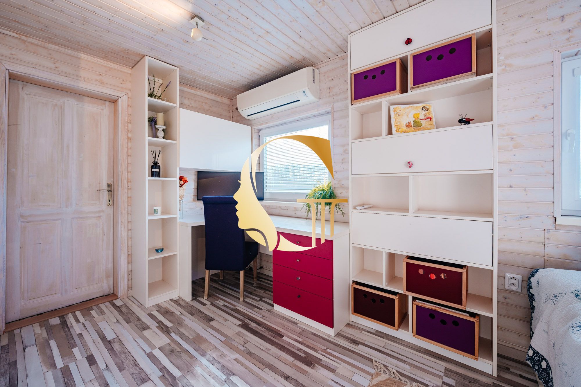 GODDESS PROPERTY – exkluzívne – PRENAJATÉ 120 m2 HAUSBÓT s 90 m2 TERASOU – zariadený – klimatizácia – parking – asfaltová prístupová cesta – PETRŽALKA