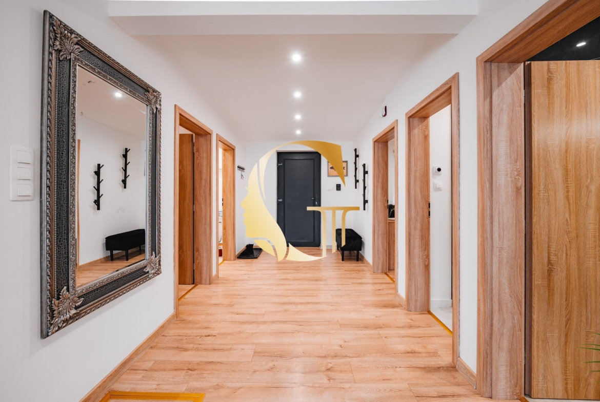 GODDESS PROPERTY – REZERVOVANÉ – PRENÁJOM – HAUSBÓT 210 m2- zariadený s KLIMATIZÁCIOU – ZVIERATKO POVOLENÉ – 5x parking – JAROVECKÉ RAMENO