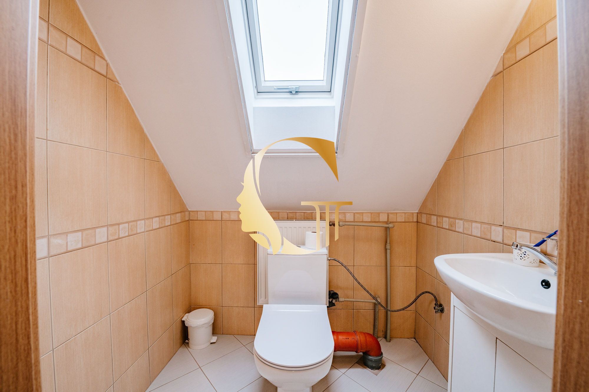 GODDESS PROPERTY – exkluzívne – PRENÁJOM – 6 izbový samostojaci rodinný dom 200m2 – garáž – Gútorská cesta – ŠAMORÍN