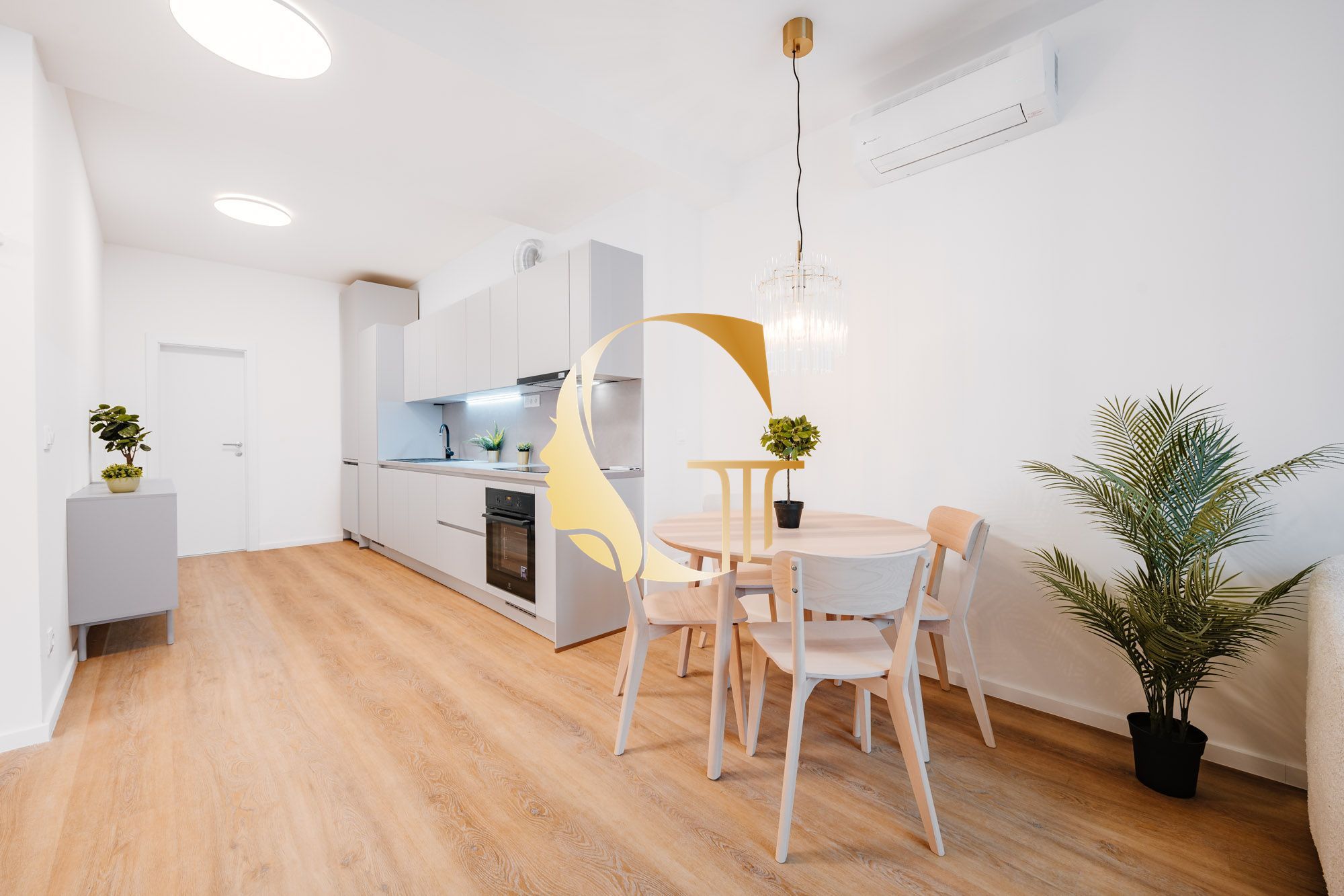 GODDESS PROPERTY – rezervovane – PRENÁJOM 2 izbový byt 51 m2 s kobkou v NOVOSTAVBE – moderne zariadený – centrum  – Poštová ulica – Staré Mesto