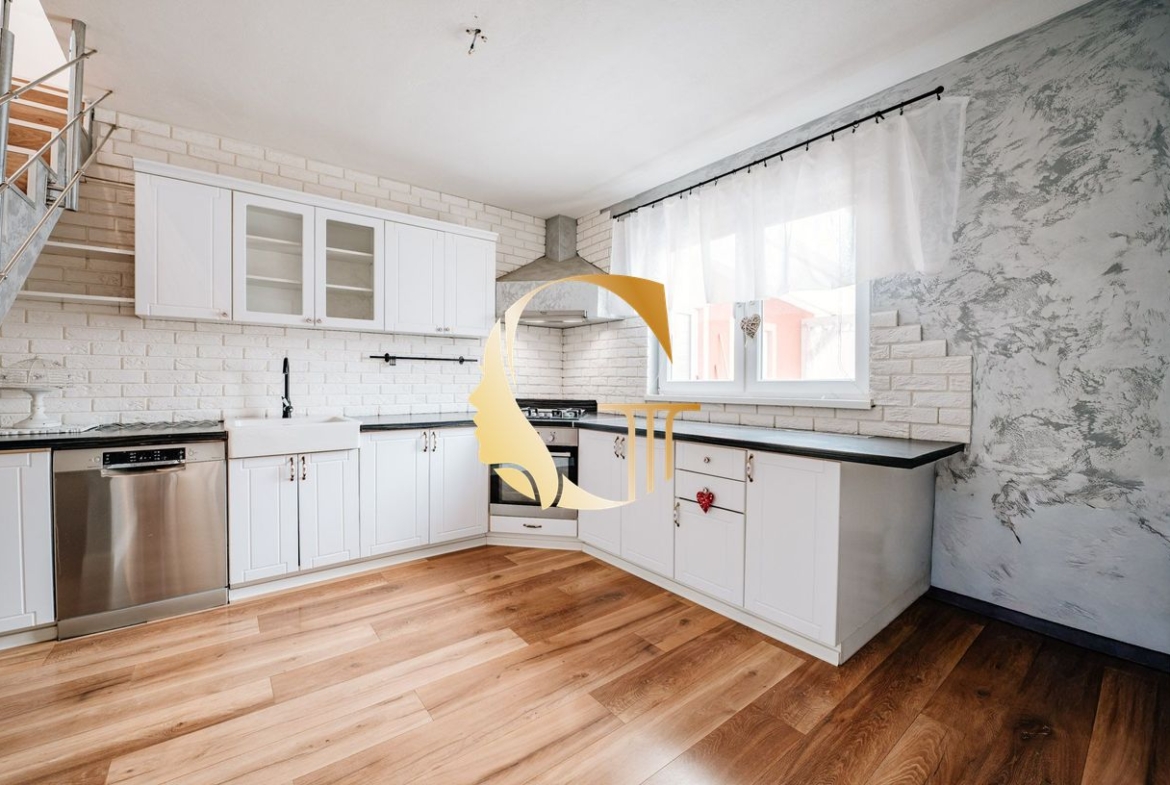 GODDESS PROPERTY – exkluzívne – PREDAJ – 6 izbový rodinný dom s garážou – 5x parkovanie – Gútorská cesta – ŠAMORÍN