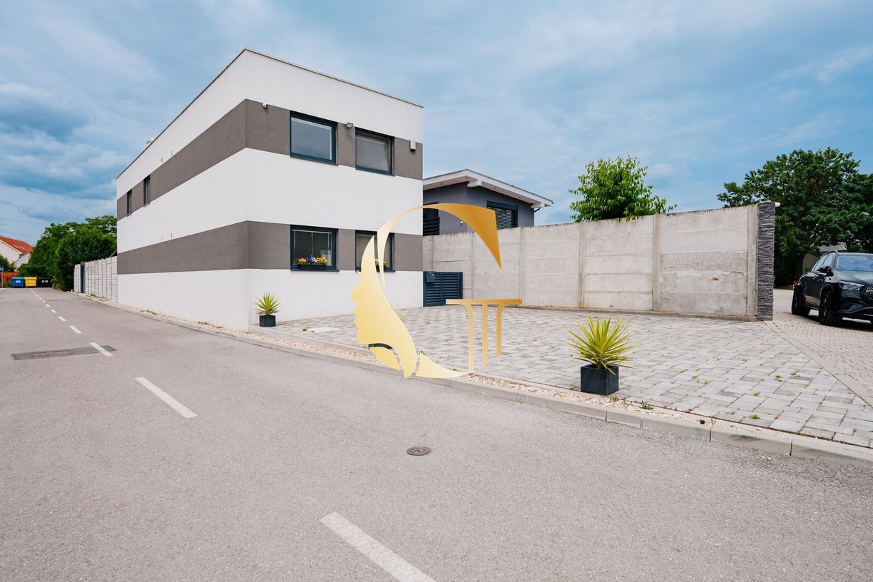 GODDESS PROPERTY  – PREDAJ – 5 izbový rodinný dom – 150 m2 – novostavba – investičný dom fungujúci na AIRB&B – Športová ulica – Chorvátsky