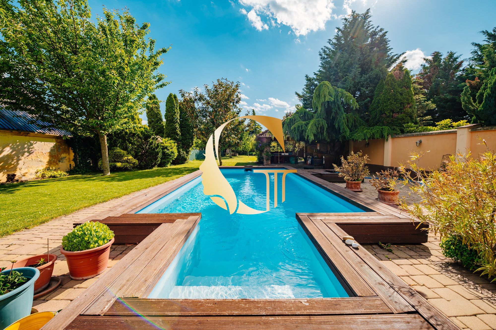 GODDESS PROPERTY – PREDAJ – 5 izbový rodinný dom s BAZÉNOM a s DVOJGARÁŽOU – 10x parkovanie – Padlých hrdinov – PODUNAJSKÉ BISKUPICE
