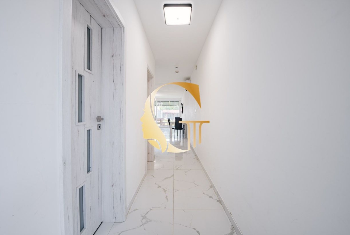 GODDESS PROPERTY  – PREDAJ – 5 izbový rodinný dom – 150 m2 – novostavba – investičný dom fungujúci na AIRB&B – Športová ulica – Chorvátsky