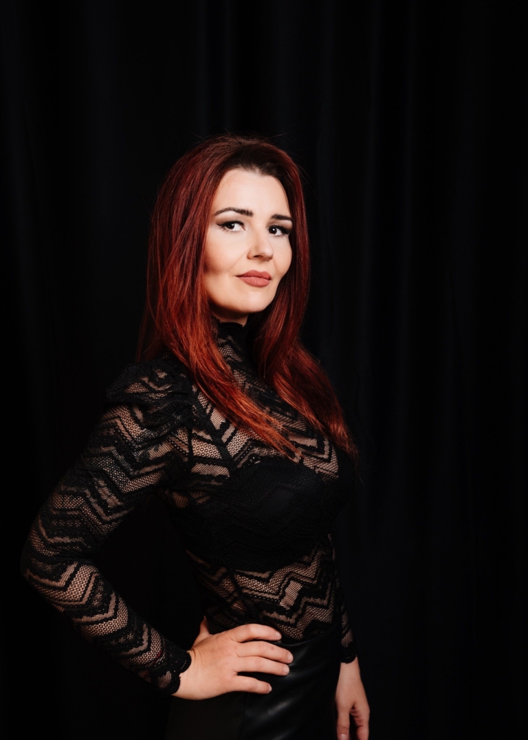 Monika Podhradská