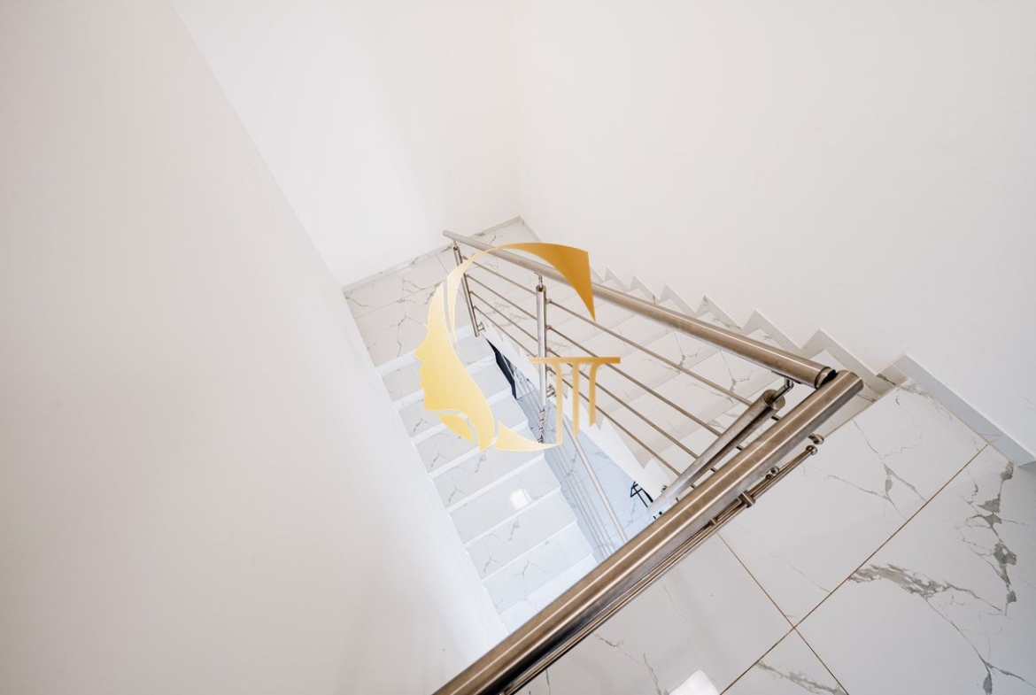 GODDESS PROPERTY  – PREDAJ – 5 izbový rodinný dom – 150 m2 – novostavba – investičný dom fungujúci na AIRB&B – Športová ulica – Chorvátsky