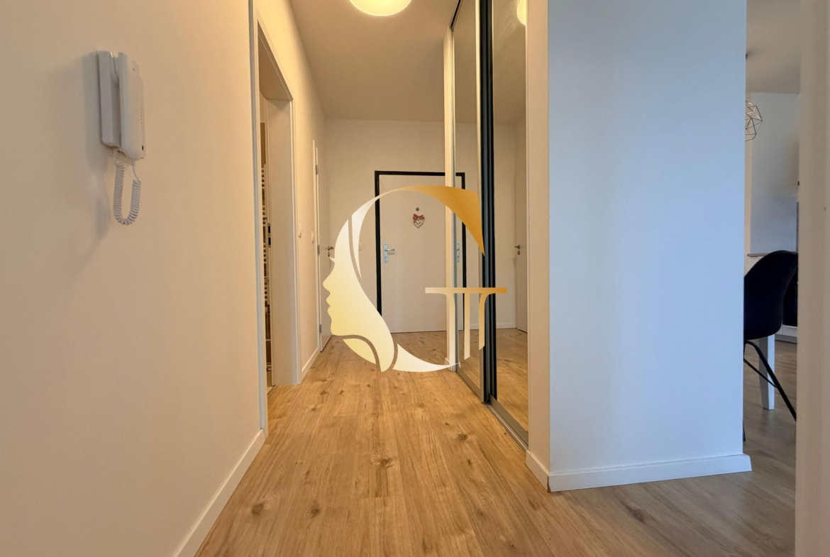 GODDESS PROPERTY – exkluzívne – PRENÁJOM 2 izb byt 60 m2 – LOGGIA a KLIMATIZÁCIA – zariadený – FIALOVÁ ulica – Slnečnice – Petržalka