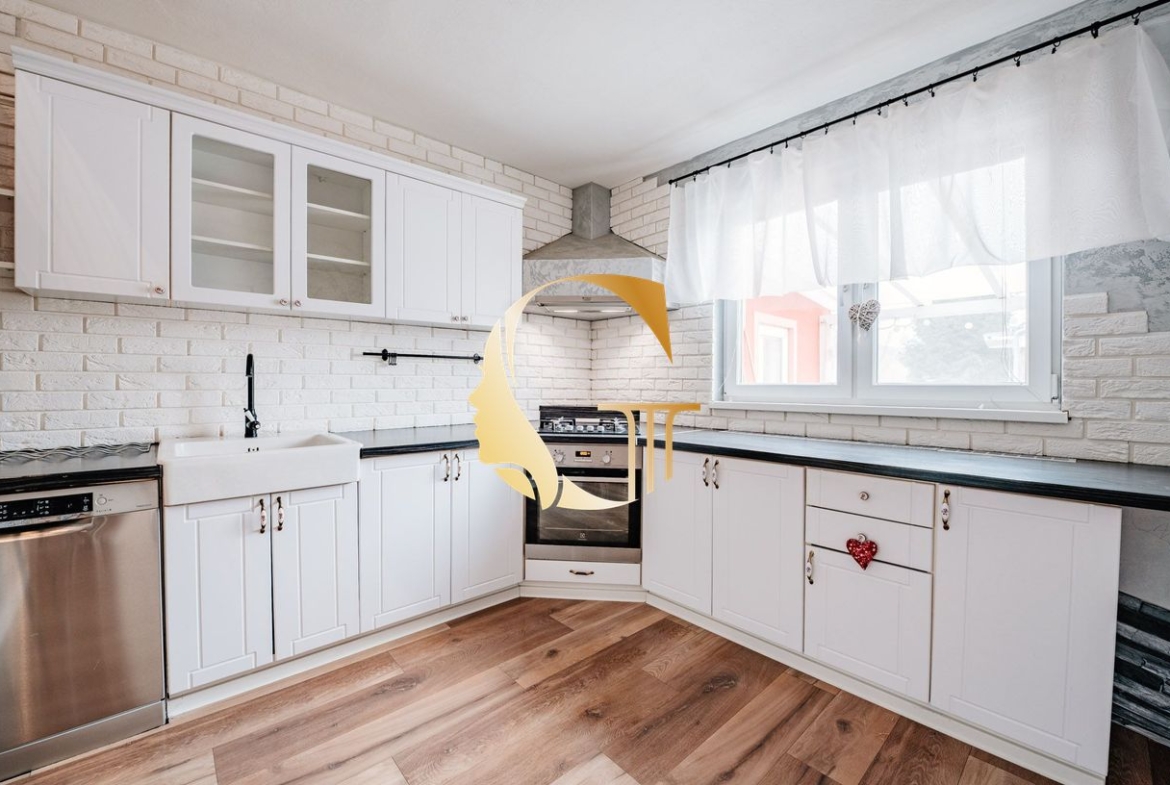 GODDESS PROPERTY – exkluzívne – PREDAJ – 6 izbový rodinný dom s garážou – 5x parkovanie – Gútorská cesta – ŠAMORÍN