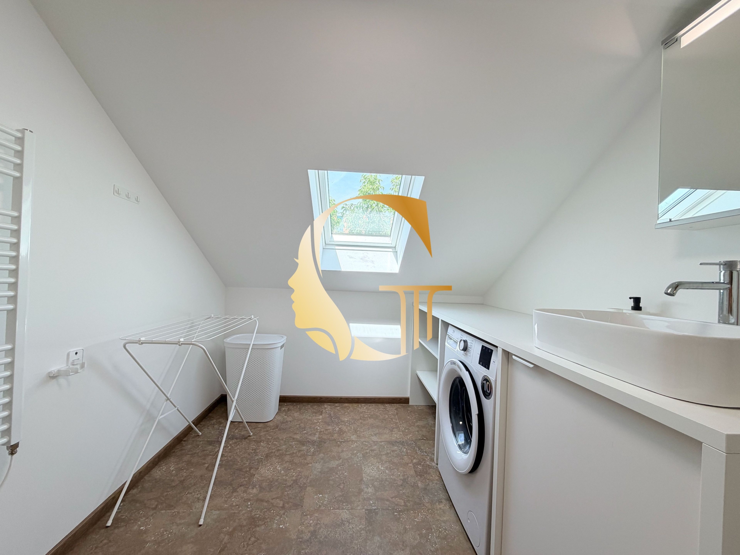 GODDESS PROPERTY – exkluzívne – PRENÁJOM 2 izb byt 45 m2 – KLIMATIZÁCIA – zariadený – UČITEĽSKÁ ulica – Podunajské Biskupice