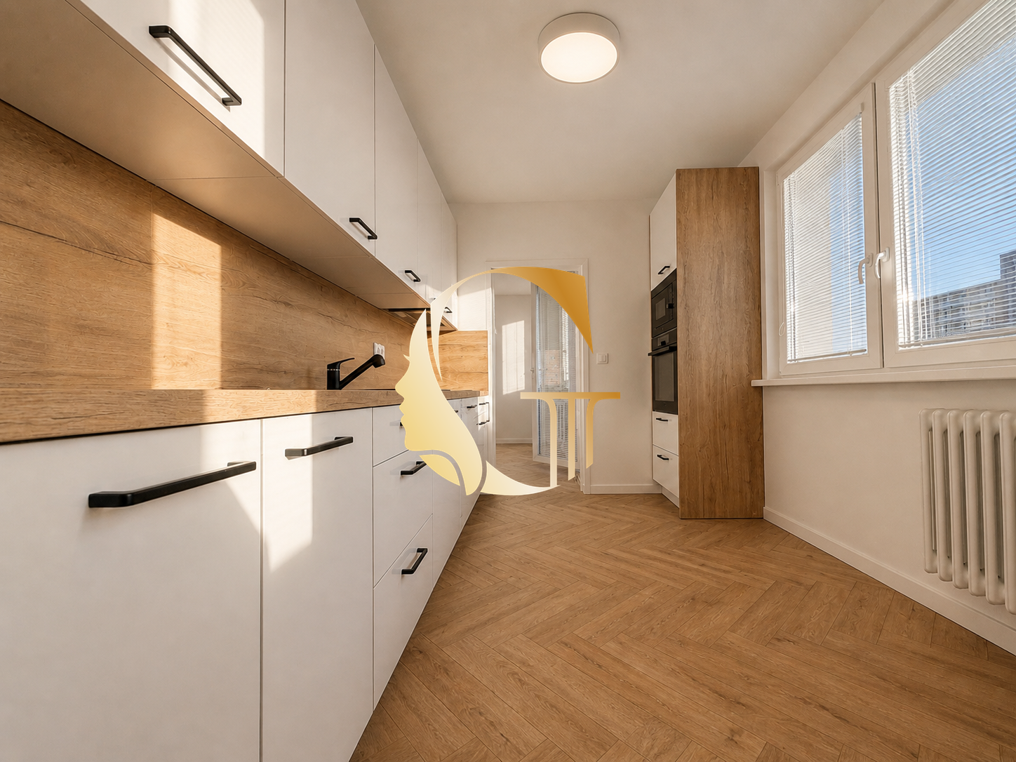 GODDESS PROPERTY – exkluzívne – PRENÁJOM – 4 izb byt 80 m2 – LOGGIA  –  rodiny, či cudzinci – ZVIERATKO – Poloreckého ulica – (Ovsište) – Petržalka