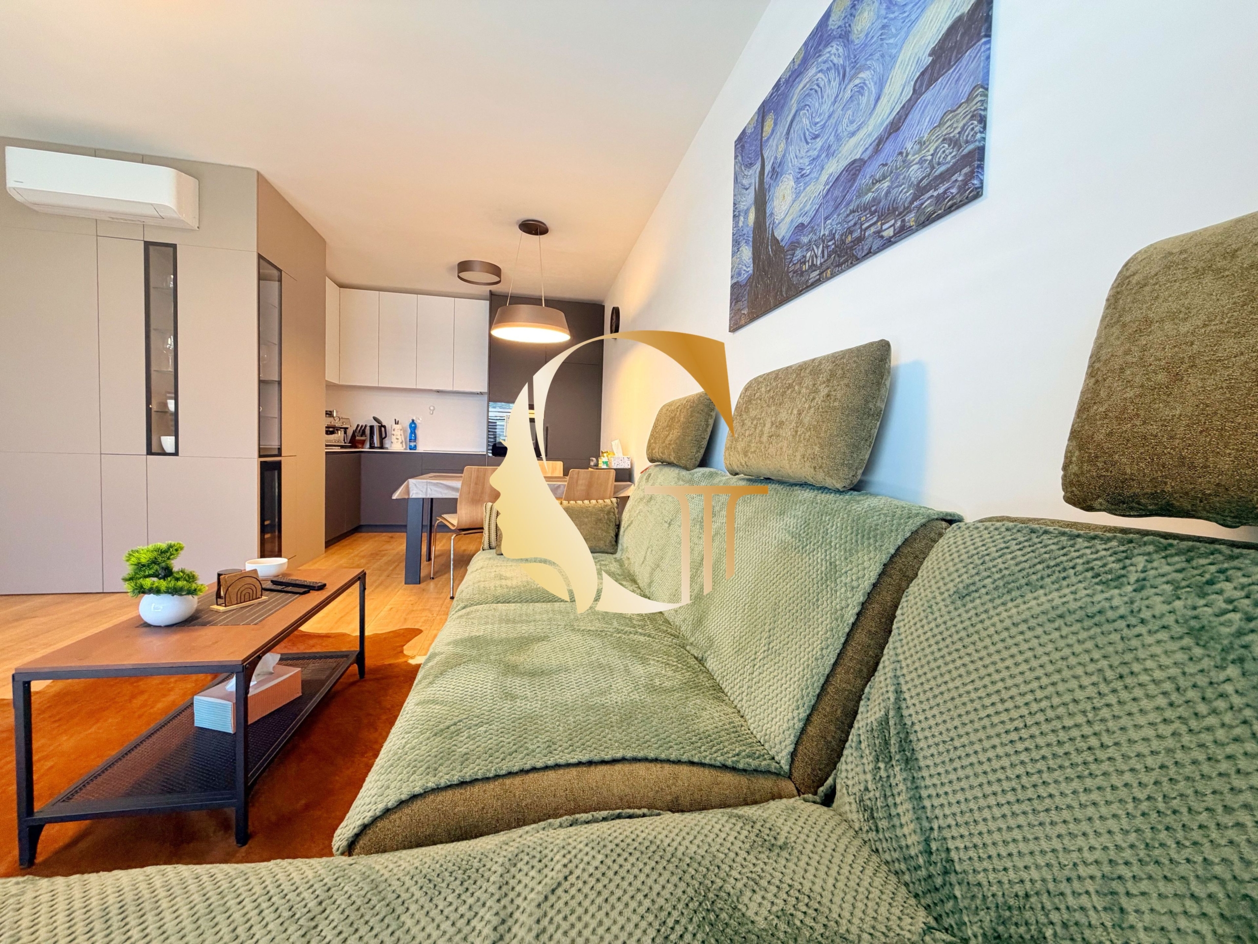GODDESS PROPERTY – REZERVOVANÉ – PRENÁJOM 2 izbový byt 56 m2 – TERASA 21 m2 – 2x PARKING v garáži – Broskyňová ulica – ROVINKA