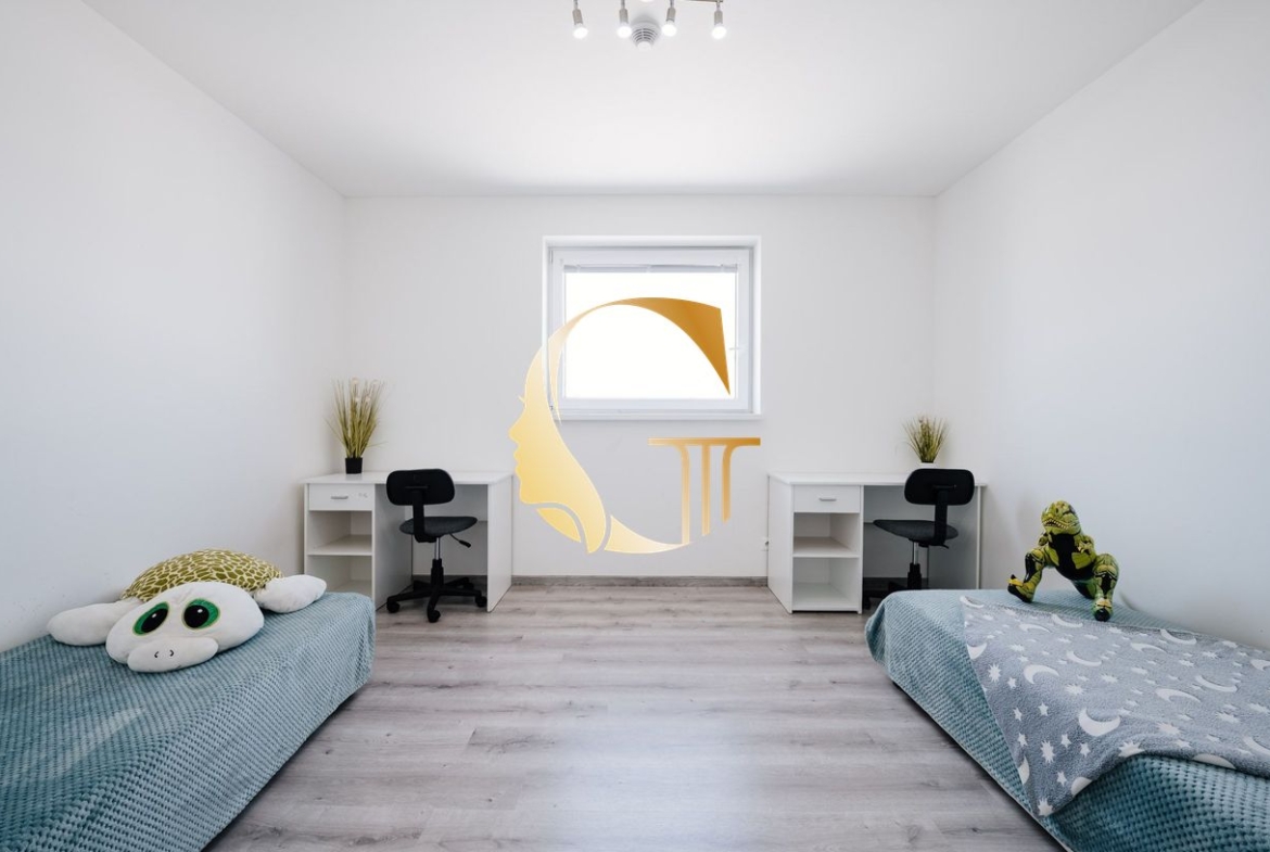 GODDESS PROPERTY  – PREDAJ – 5 izbový rodinný dom – 150 m2 – novostavba – investičný dom fungujúci na AIRB&B – Športová ulica – Chorvátsky
