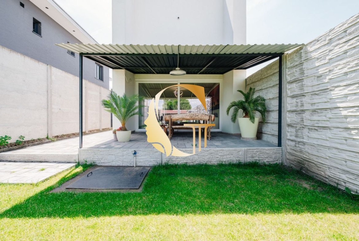 GODDESS PROPERTY  – PREDAJ – 5 izbový rodinný dom – 150 m2 – novostavba – investičný dom fungujúci na AIRB&B – Športová ulica – Chorvátsky