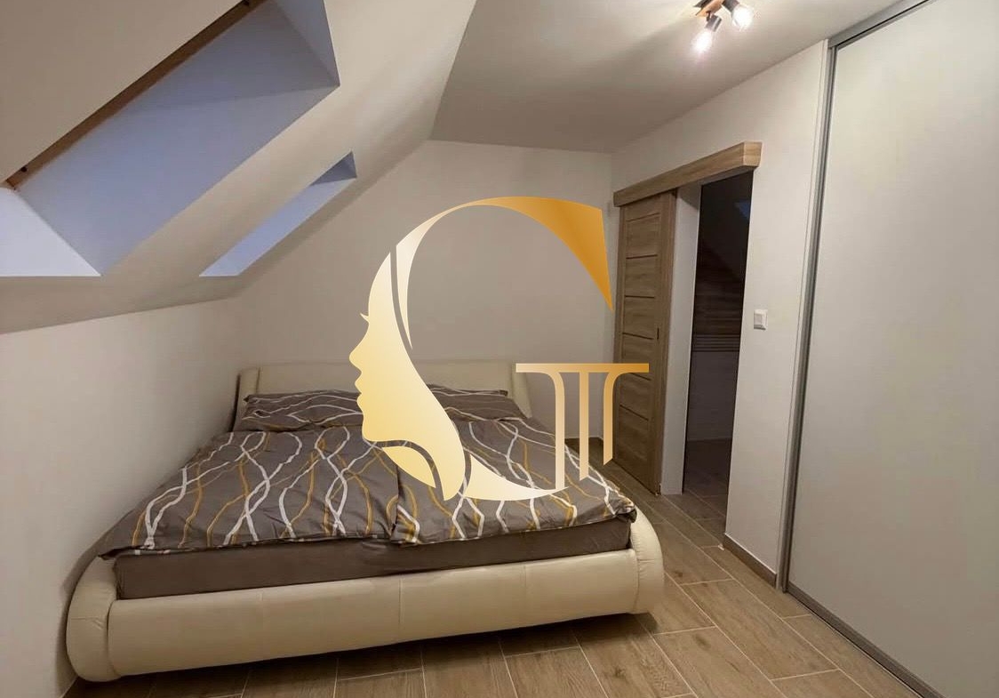 GODDESS PROPERTY – PRENÁJOM – 2 izb BYT v dome so ZÁHRADKOU – klimatizácia – moderný – Baničova ulica – VAJNORY
