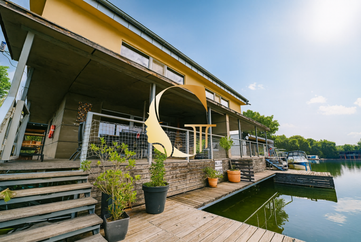 GODDESS PROPERTY – exkluzívne – PRENÁJOM – HAUSBÓT 115 m2- zariadený s KLIMATIZÁCIOU – ZVIERATKO POVOLENÉ – 3x parking – JAROVECKÉ RAMENO