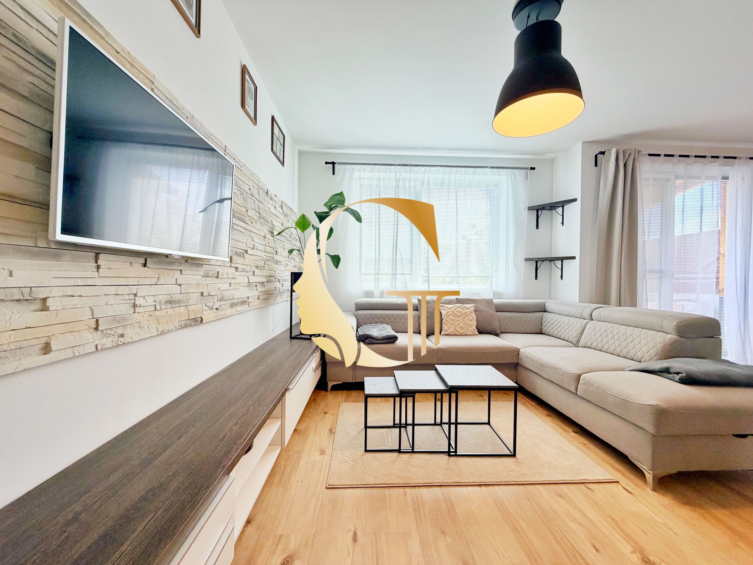 GODDESS PROPERTY – rezervované  – PRENÁJOM 3 izb byt 73 m2 – novostavba – KLIMATIZÁCIA – zariadený – BALKÓN & LOGGIA – Mesačná ulica – HVIEZDOSLAVOV
