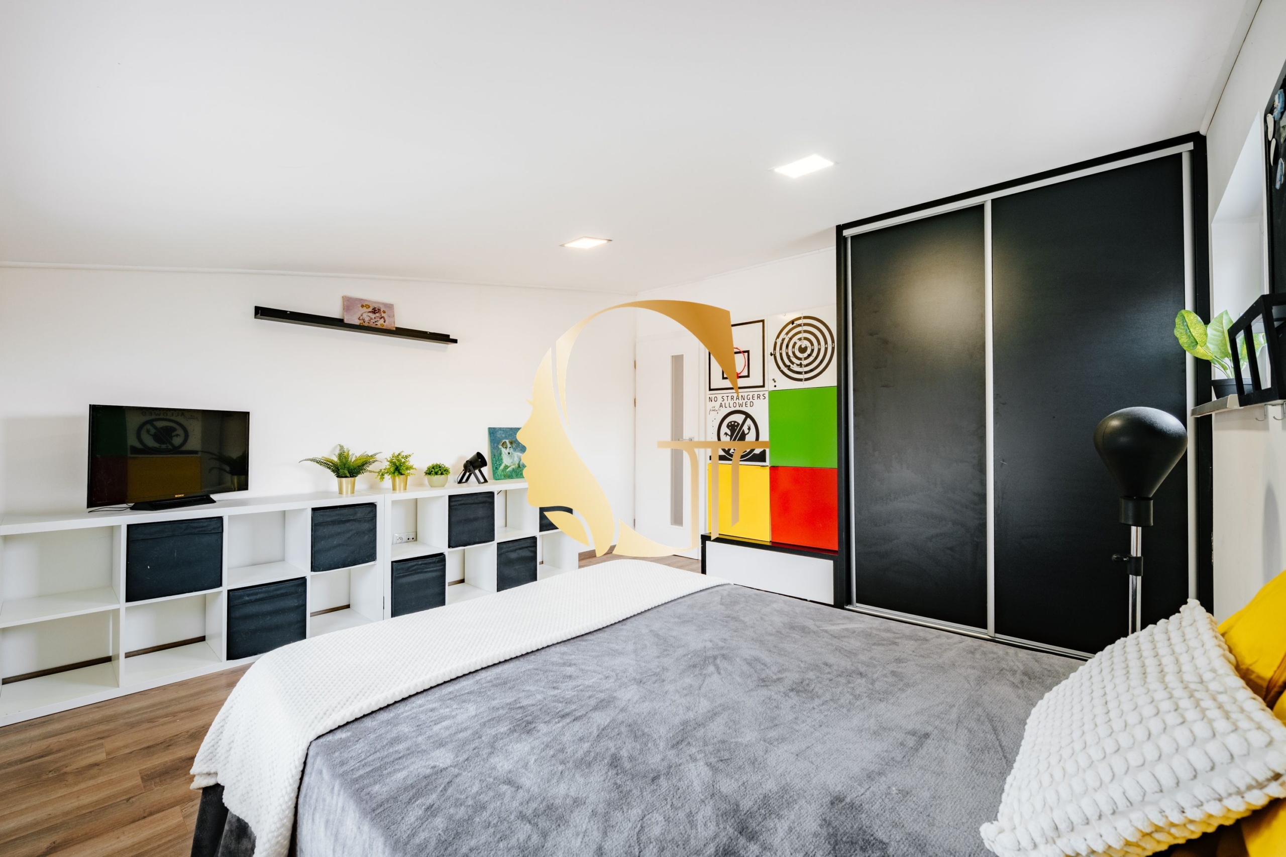 GODDESS PROPERTY – exkluzívne – PRENÁJOM – HAUSBÓT 115 m2- zariadený s KLIMATIZÁCIOU – ZVIERATKO POVOLENÉ – 3x parking – JAROVECKÉ RAMENO