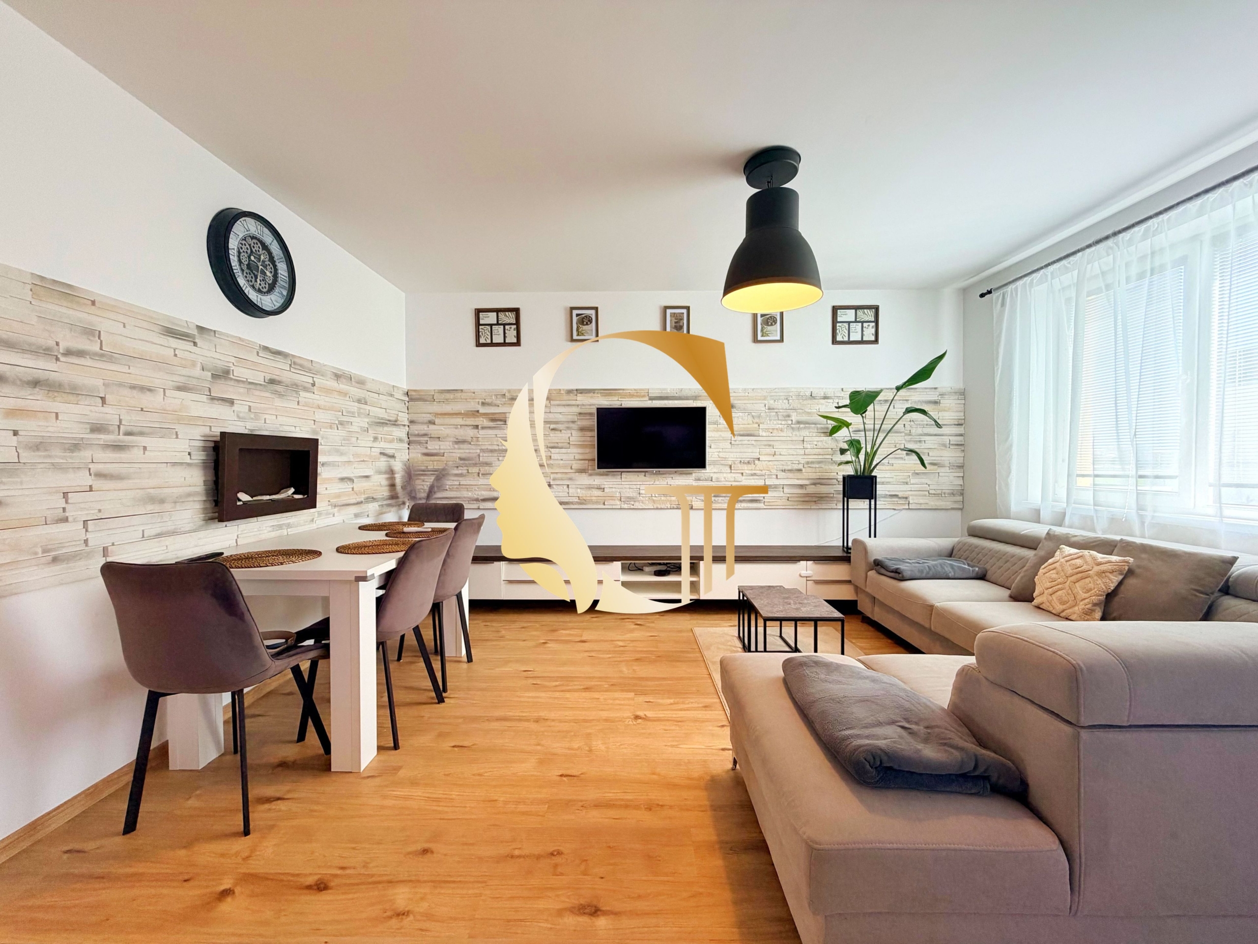 GODDESS PROPERTY – rezervované  – PRENÁJOM 3 izb byt 73 m2 – novostavba – KLIMATIZÁCIA – zariadený – BALKÓN & LOGGIA – Mesačná ulica – HVIEZDOSLAVOV