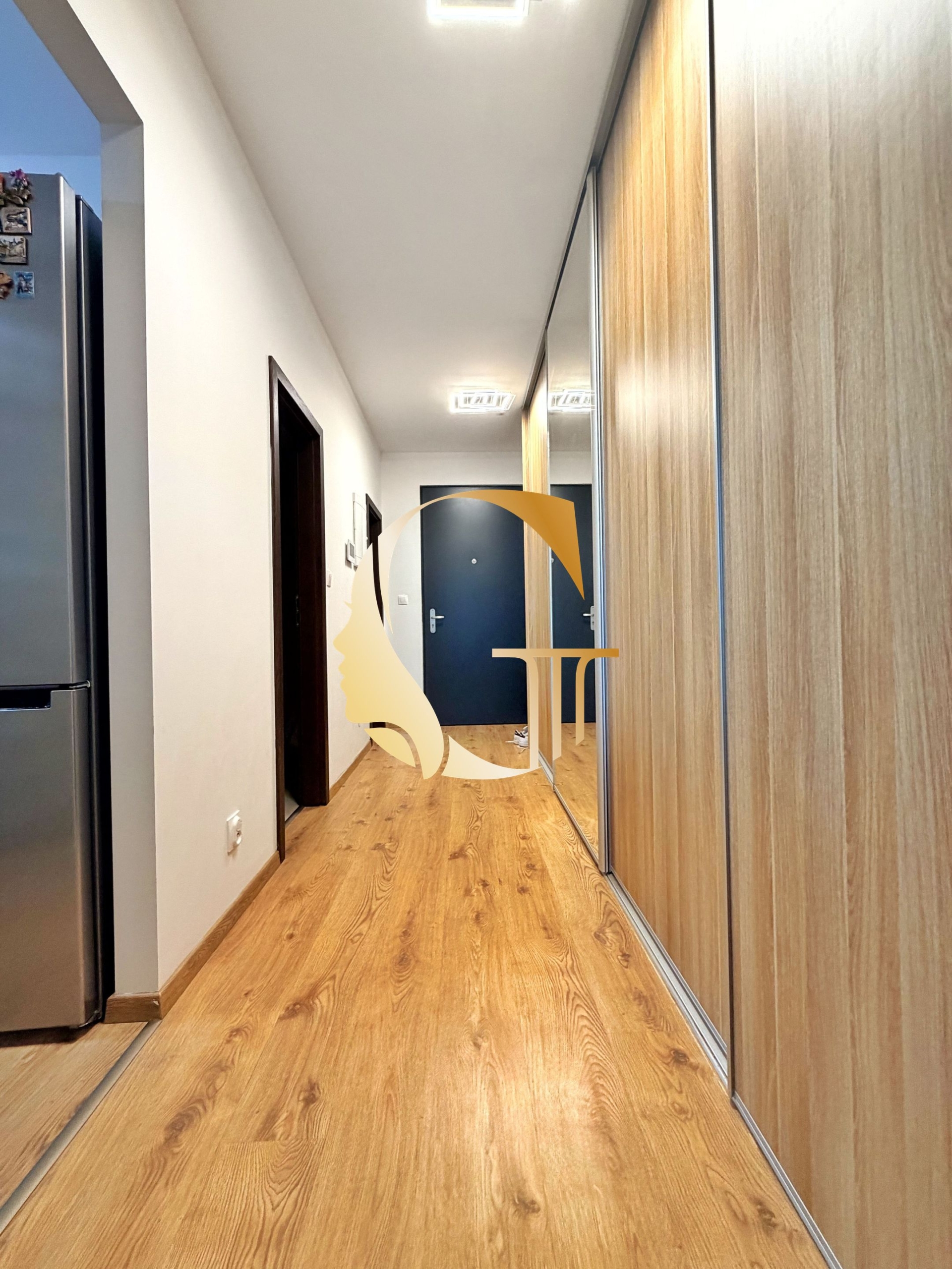 GODDESS PROPERTY – REZEROVANÉ – PRENÁJOM – 2 izbový byt 55 m2 s TERASOU 13 m2 – novostavba –  GARÁŽOVÉ STÁTIE –  zariadený – Slnečnicová – ROVINKA