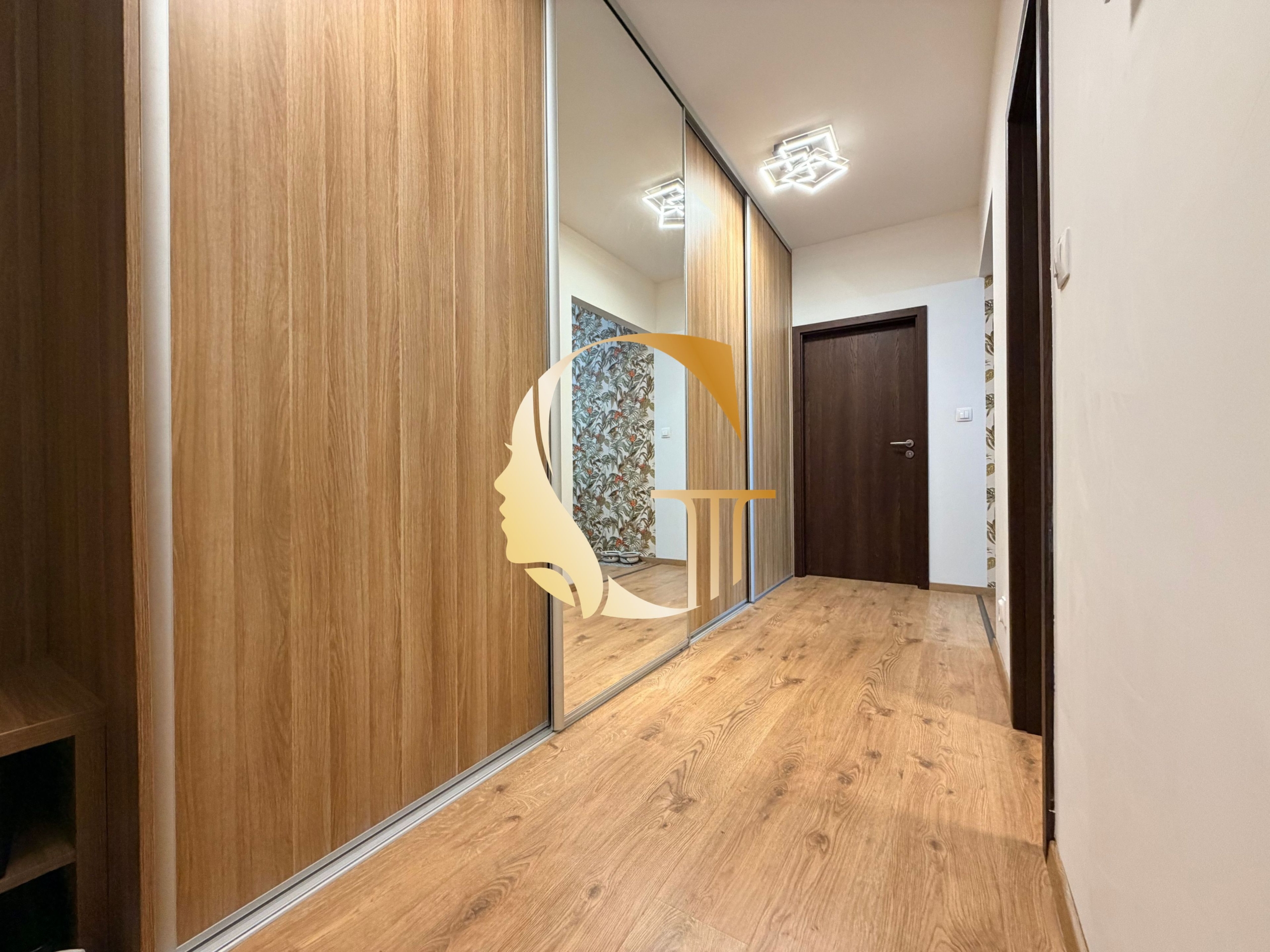 GODDESS PROPERTY – REZEROVANÉ – PRENÁJOM – 2 izbový byt 55 m2 s TERASOU 13 m2 – novostavba –  GARÁŽOVÉ STÁTIE –  zariadený – Slnečnicová – ROVINKA