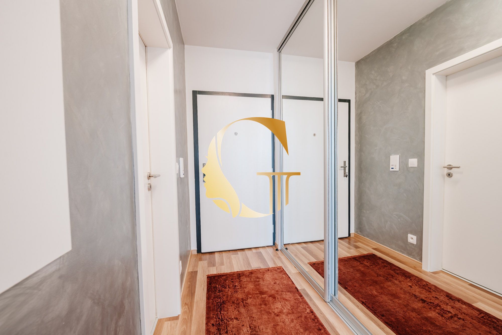 GODDESS PROPERTY – REZERVOVANÉ – PREDAJ – 2 izbový byt 55 m2 s LOGGIOU – 2x parking – NOVOSTAVBA – moderný – KLIMATIZÁCIA – Béžová ulica – PETRŽALKA