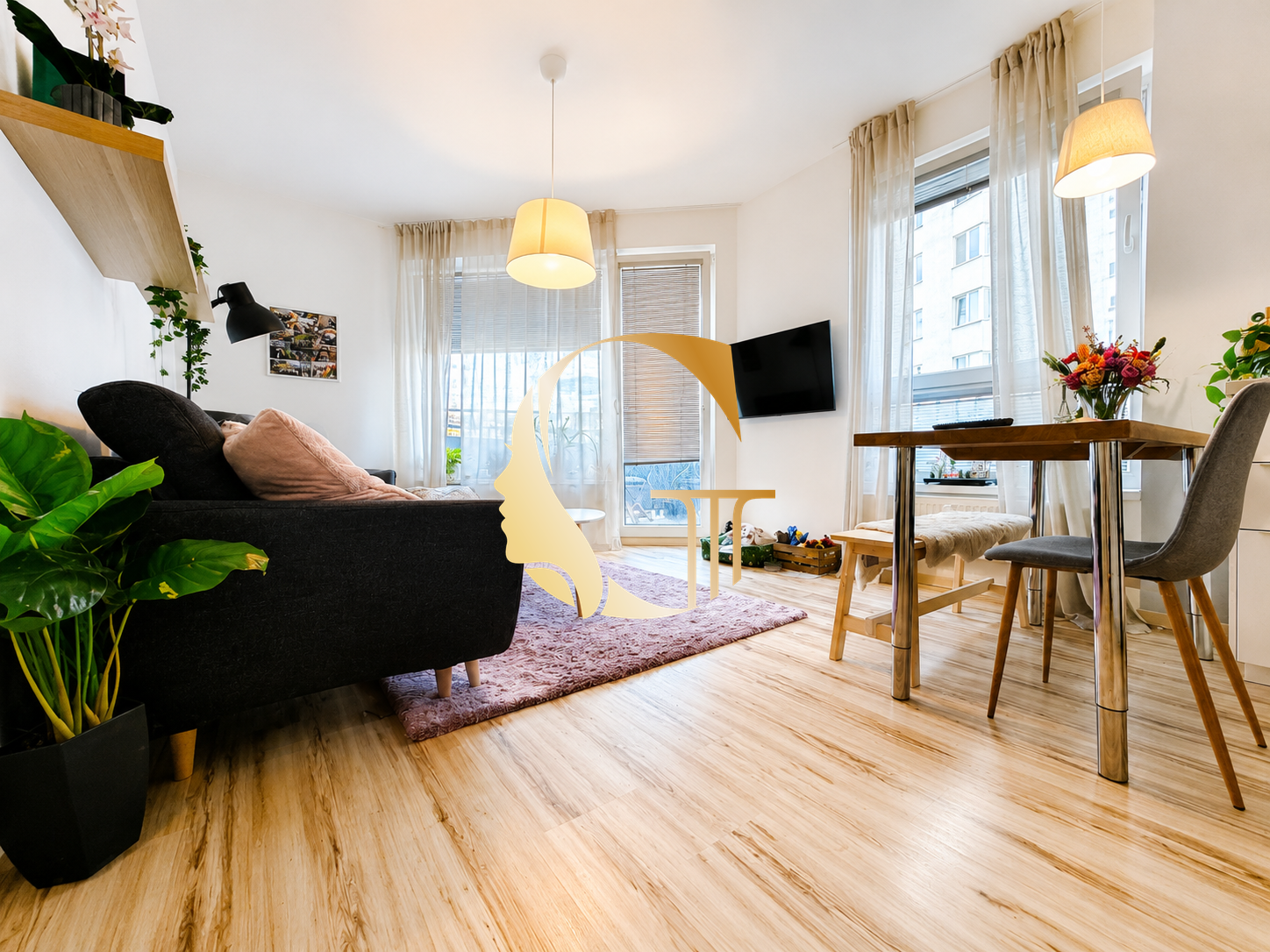 GODDESS  PROPERTY – REZERVOVANÉ – PRENÁJOM – 2 izb byt 50 m2 s BALKÓNOM – PARKOVANIE – povolené zvieratko – JÉGEHO ulica – Ružinov