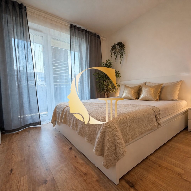 GODDESS PROPERTY – PRENÁJOM 2 izb byt 60 m2 – LOGGIA a KLIMATIZÁCIA – zariadený – FIALOVÁ ulica – Slnečnice – Petržalka