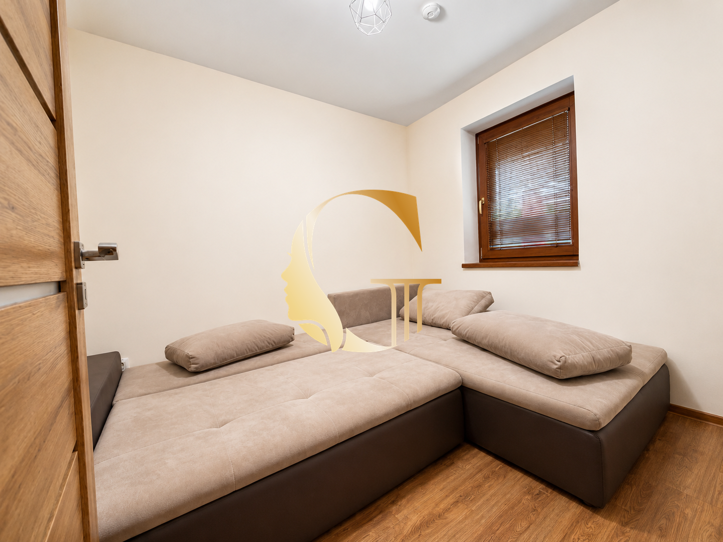 GODDESS PROPERTY – exkluzívne – PRENÁJOM – samostatný RODINNÝ DOM 127 m2 – novostavba – 1300 m2 pozemok – pre rodinky/podnikanie – Kráľová pri Senci