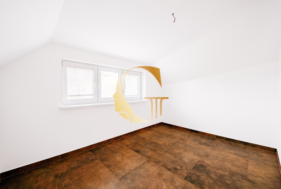 GODDESS PROPERTY – rezerované – PREDAJ – 6 izbový rodinný dom – parkovanie – PAŽITNÁ ulica – ŠAMORÍN