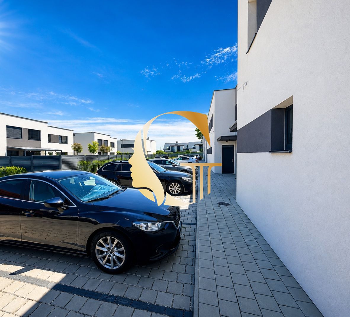 GODDESS PROPERTY – rezervované – moderný 3-izbový mezonetový byt – NOVOSTAVBA -1 parking – záhrada 58 m2 – Topoľová ulica –  ROVINKA