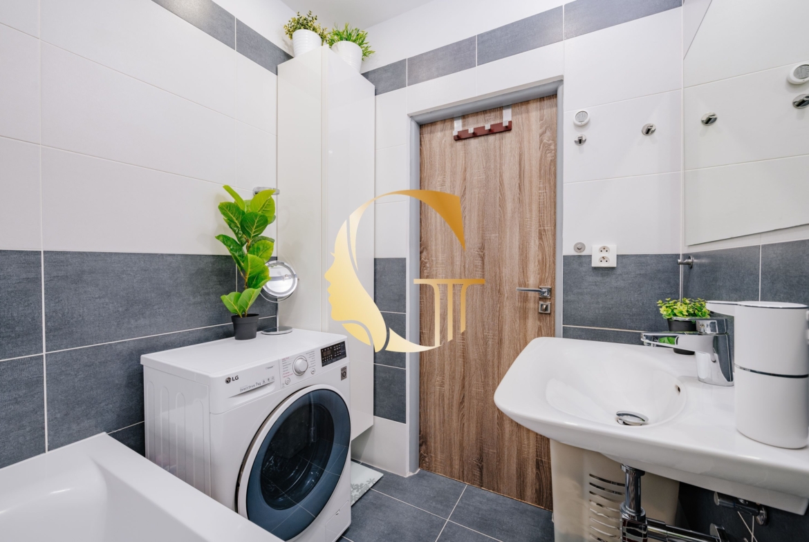 GODDESS PROPERTY – rezervované  – PREDAJ 4 izbový byt 85 m2 – LOGGIA – moderne zariadený – kompletná rekonštrukcia – TUPOLEVOVA ulica – Petržalka