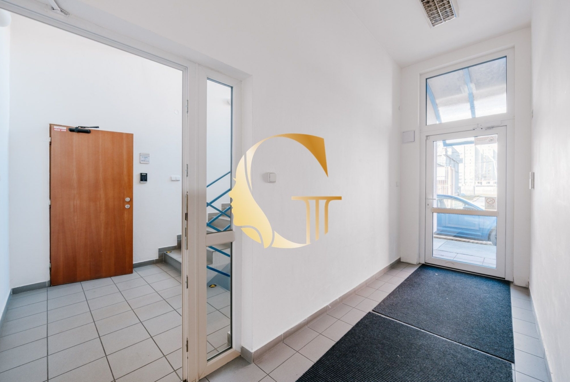 GODDESS PROPERTY – exkluzívne – PRENÁJOM – SKLAD 165 m2 s kanceláriami 30 m2 – mini SKLAD  – Hviezdna ulica – PODUNAJSKÉ BISKUPICE