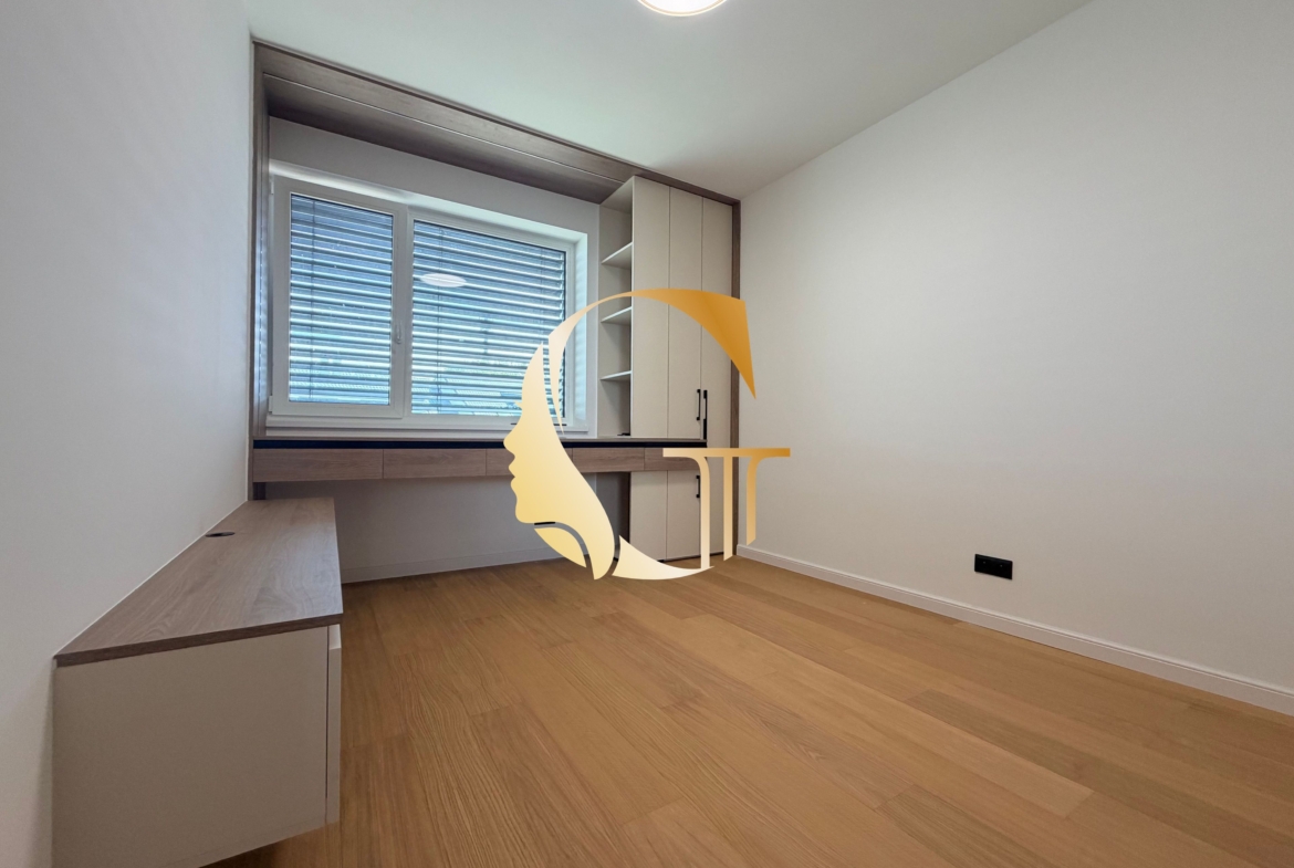 GODDESS PROPERTY – rezervované – moderný 3-izbový mezonetový byt – NOVOSTAVBA -1 parking – záhrada 58 m2 – Topoľová ulica –  ROVINKA
