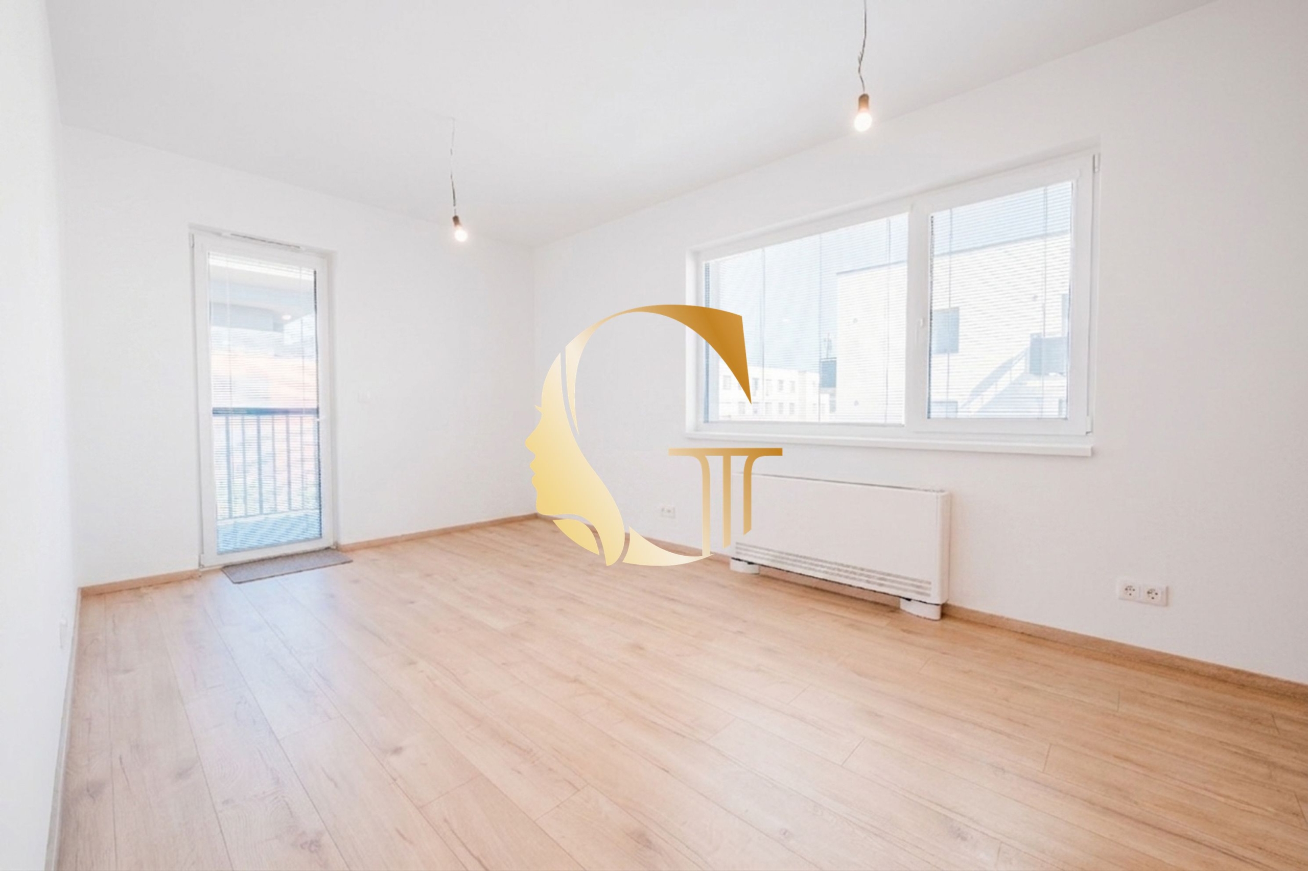 GODDESS PROPERTY – rezervované – PREDAJ 3 izbový byt 60 m2 s TERASOU 13,5 m2 – 2x parking a pivnica – Slnečnicová ulica – novostavba FLORET – ROVINKA