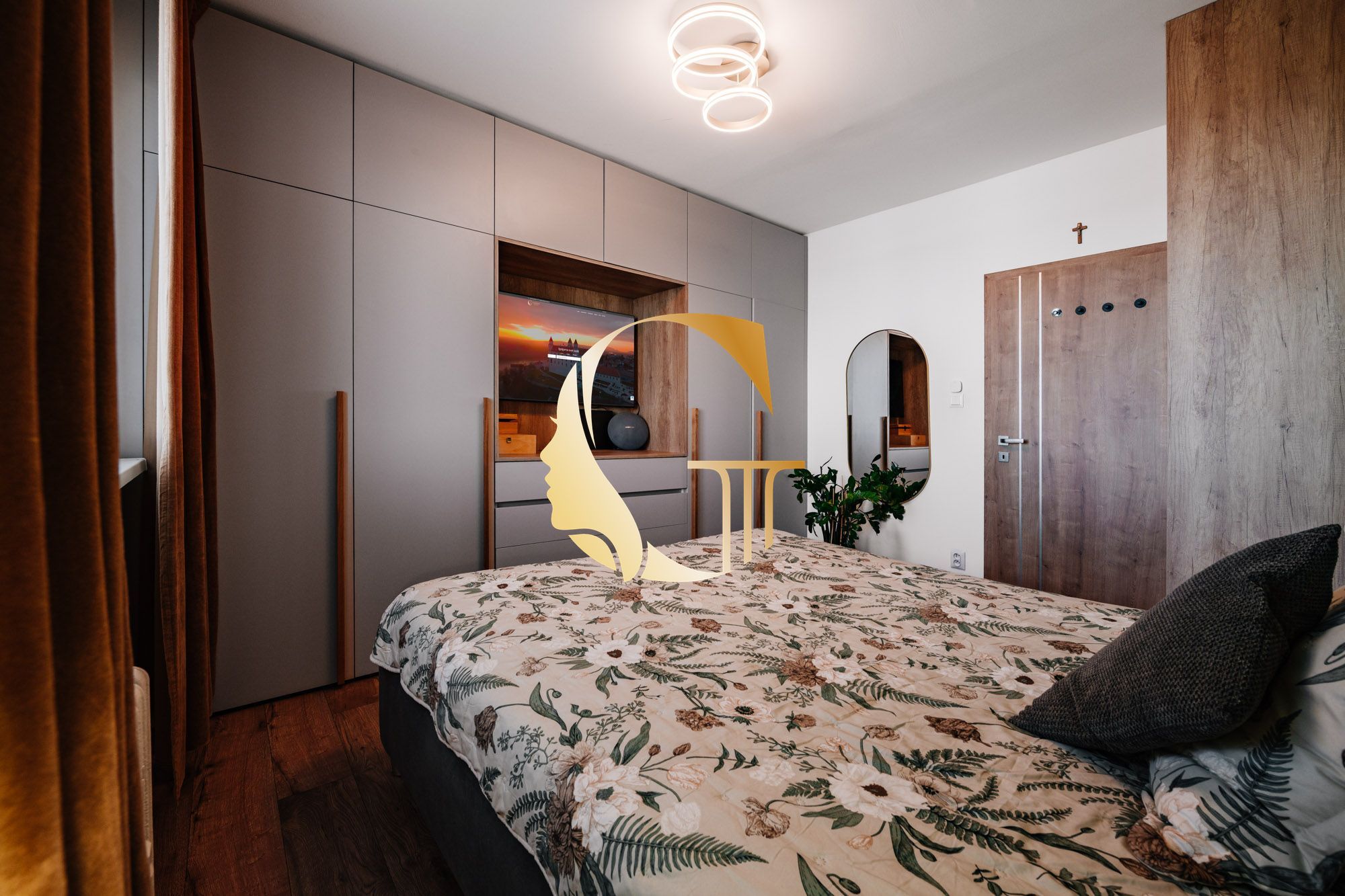 GODDESS PROPERTY – exkluzívne – PREDAJ 4 izbový byt 79 m2 – LOGGIA – atypický, moderný, zariadený – Hronská ulica – PODUNAJSKÉ BISKUPICE