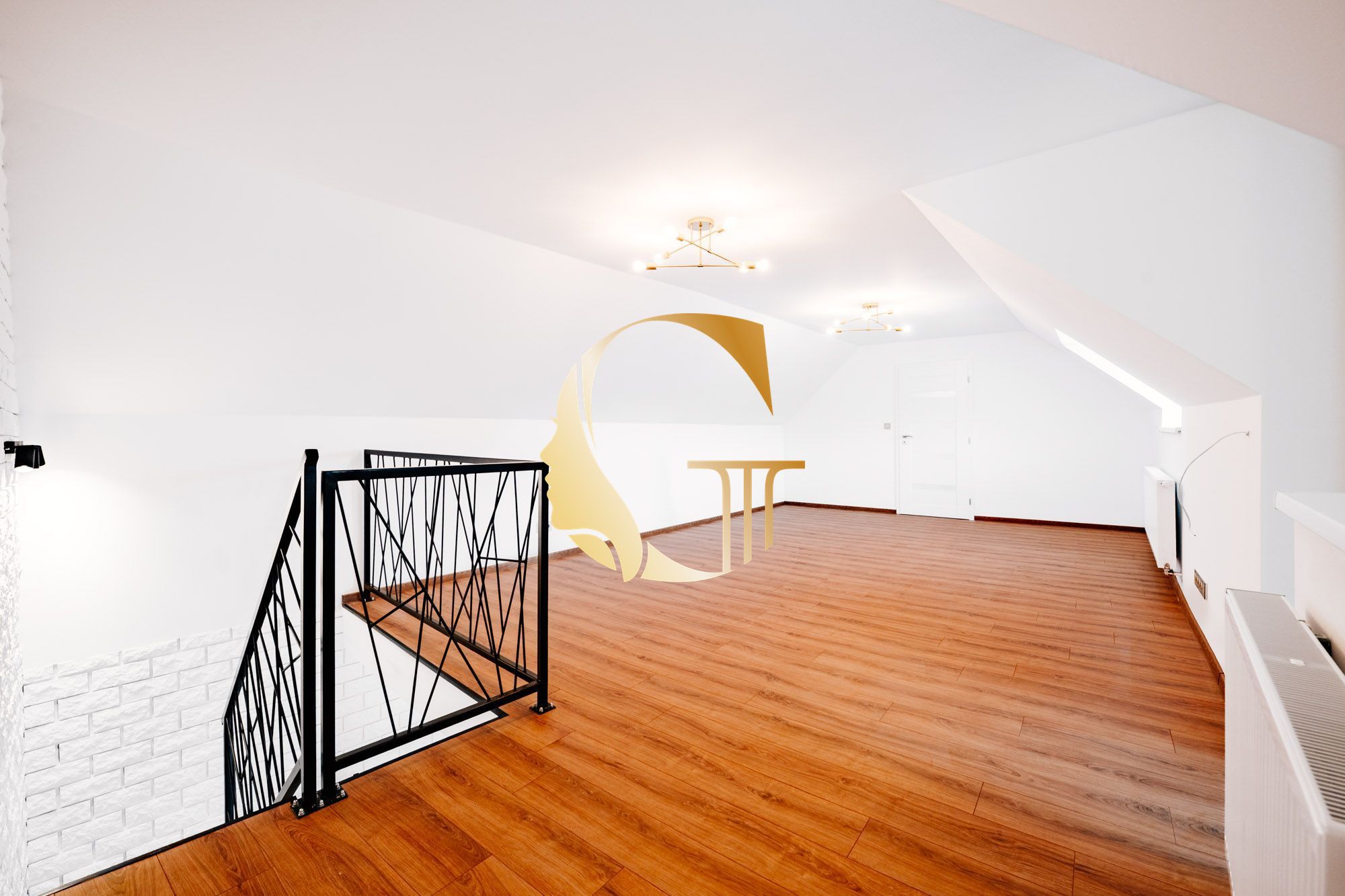 GODDESS PROPERTY – rezerované – PREDAJ – 6 izbový rodinný dom – parkovanie – PAŽITNÁ ulica – ŠAMORÍN