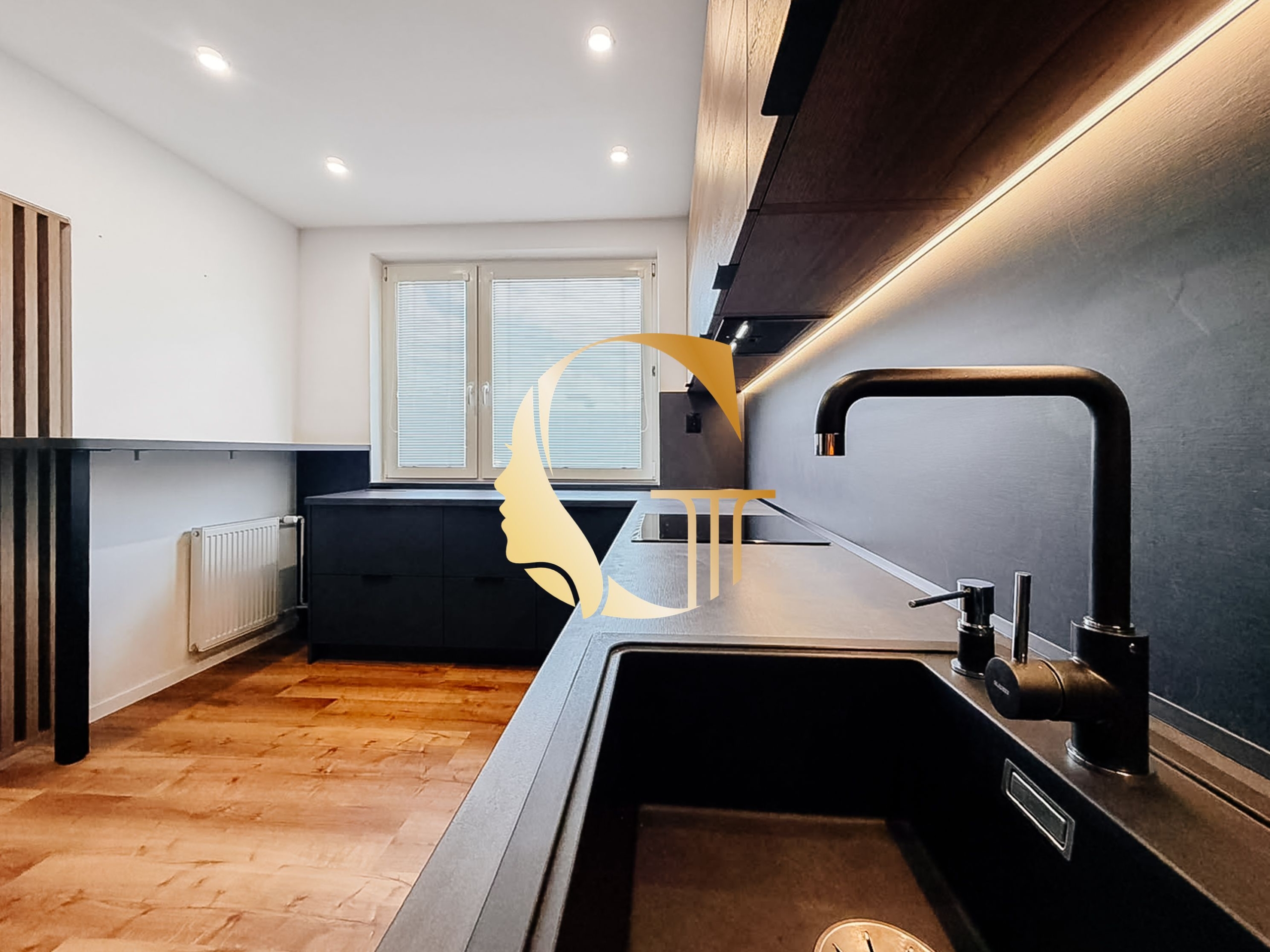 GODDESS PROPERTY – exkluzívne – PREDAJ 4 izbový byt 85 m2 – LOGGIA – moderný – kompletná rekonštrukcia – PLANCKOVA ulica – Petržalka