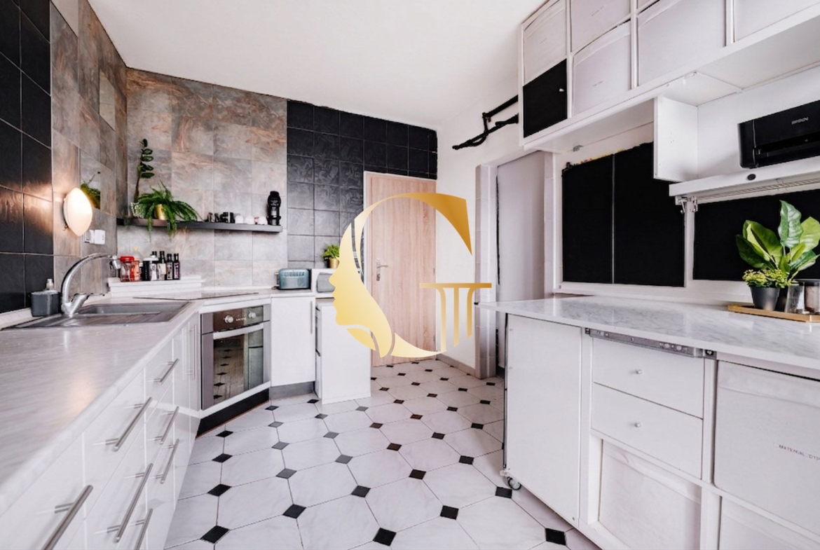 GODDESS PROPERTY – rezervované – PREDAJ – moderný 3 izbový byt 72 m2 – s LOGGIOU a pivnicou – moderný – NOBELOVA ulica – Nové Mesto