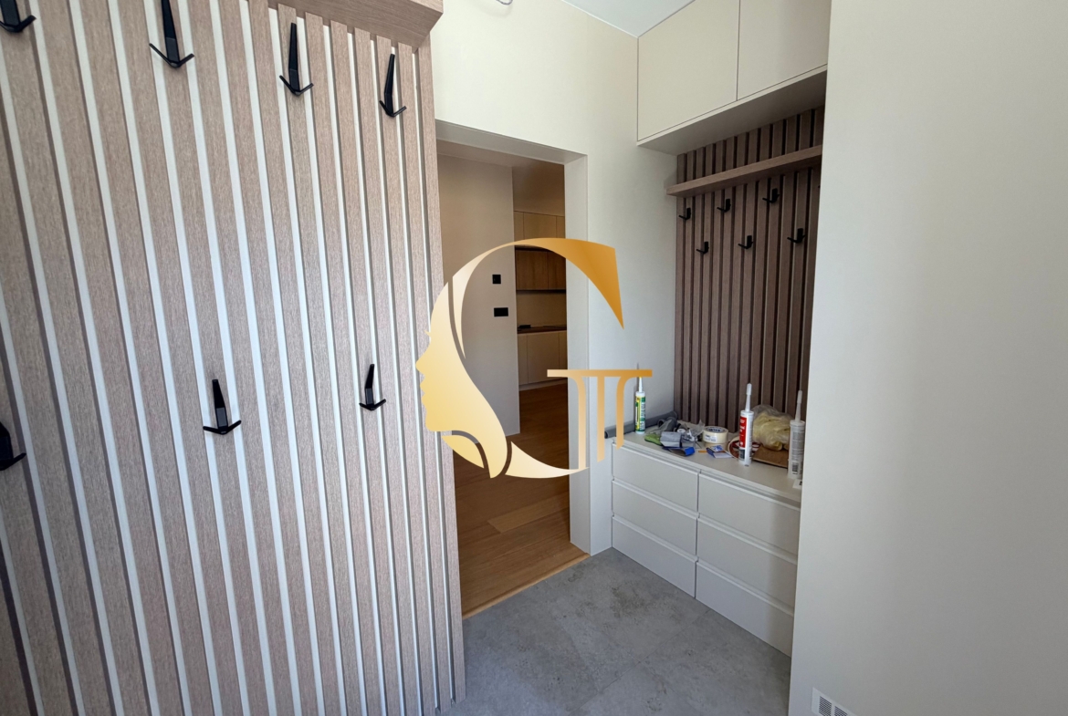 GODDESS PROPERTY – rezervované – moderný 3-izbový mezonetový byt – NOVOSTAVBA -1 parking – záhrada 58 m2 – Topoľová ulica –  ROVINKA