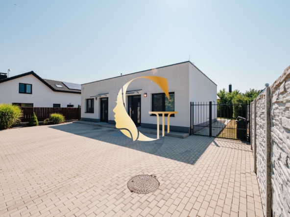 GODDESS PROPERTY – exkluzívne – PREDAJ – moderný – samostatne stojaci 4-izbový rodinný DOM 106 m2 – pozemok 292 m2 – Majerské Záhrady – VRAKUŇA