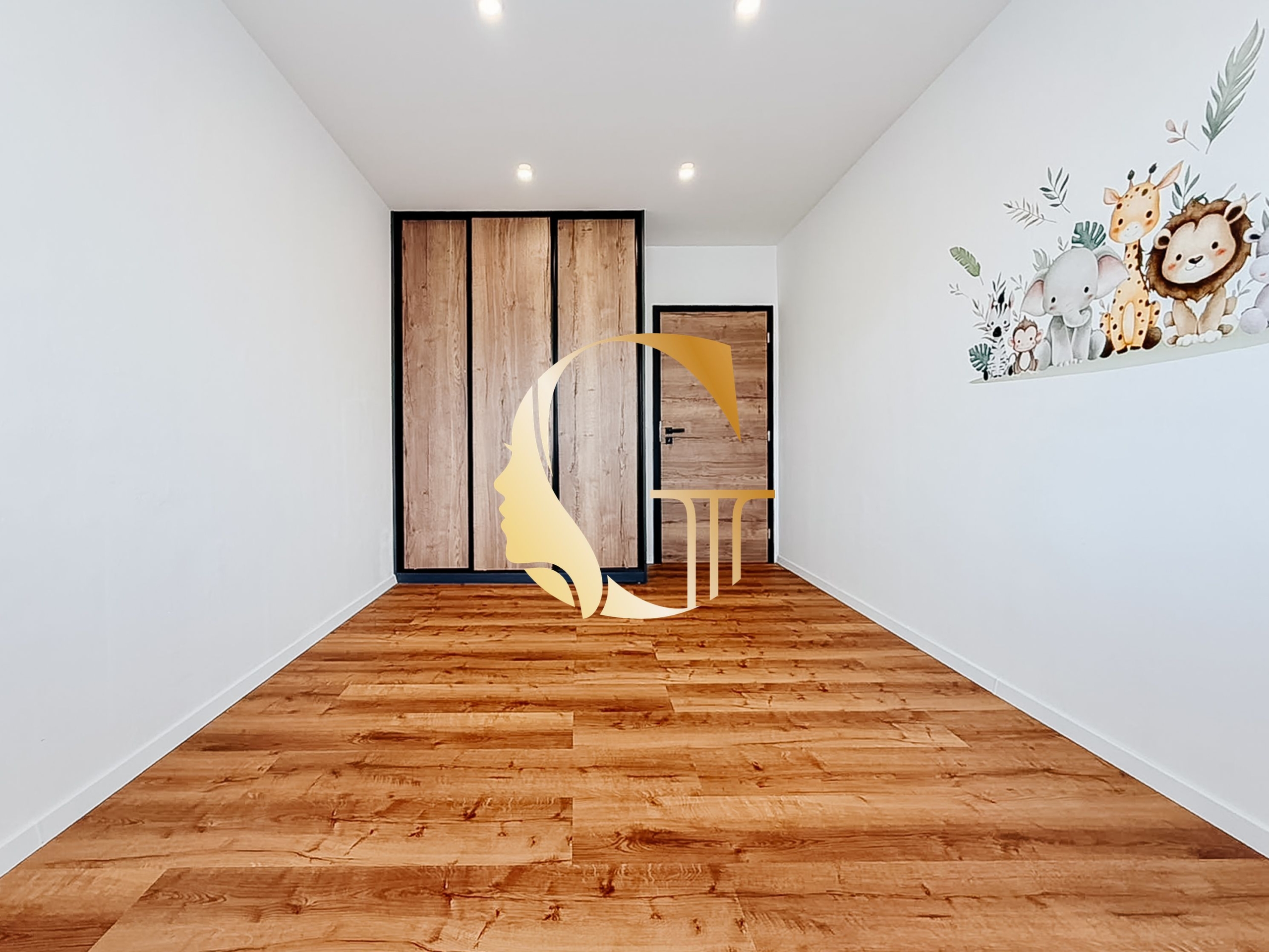 GODDESS PROPERTY – exkluzívne – PREDAJ 4 izbový byt 85 m2 – LOGGIA – moderný – kompletná rekonštrukcia – PLANCKOVA ulica – Petržalka