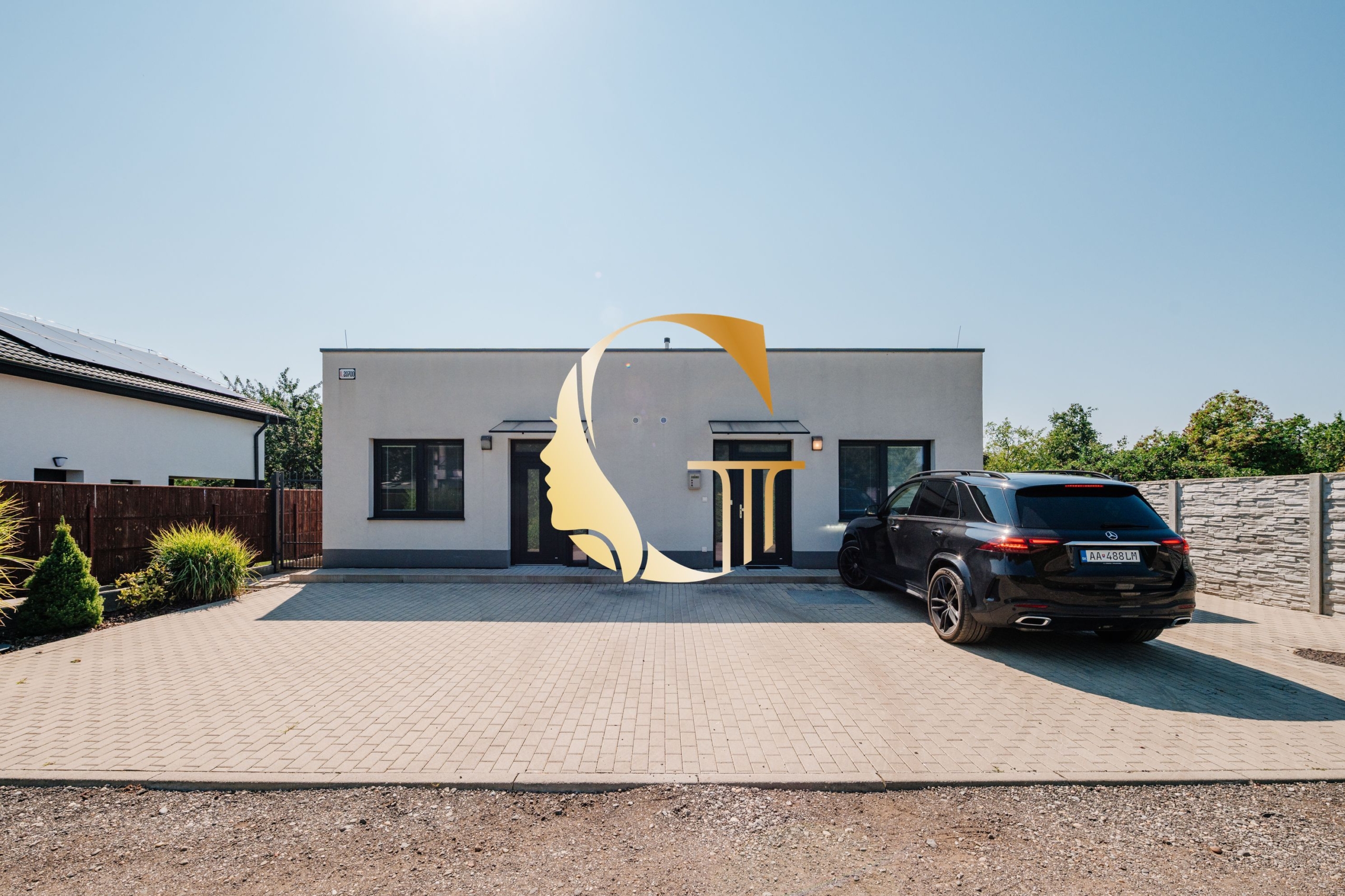 GODDESS PROPERTY – exkluzívne – PREDAJ – moderný – samostatne stojaci 4-izbový rodinný DOM 106 m2 – pozemok 292 m2 – Majerské Záhrady – VRAKUŇA