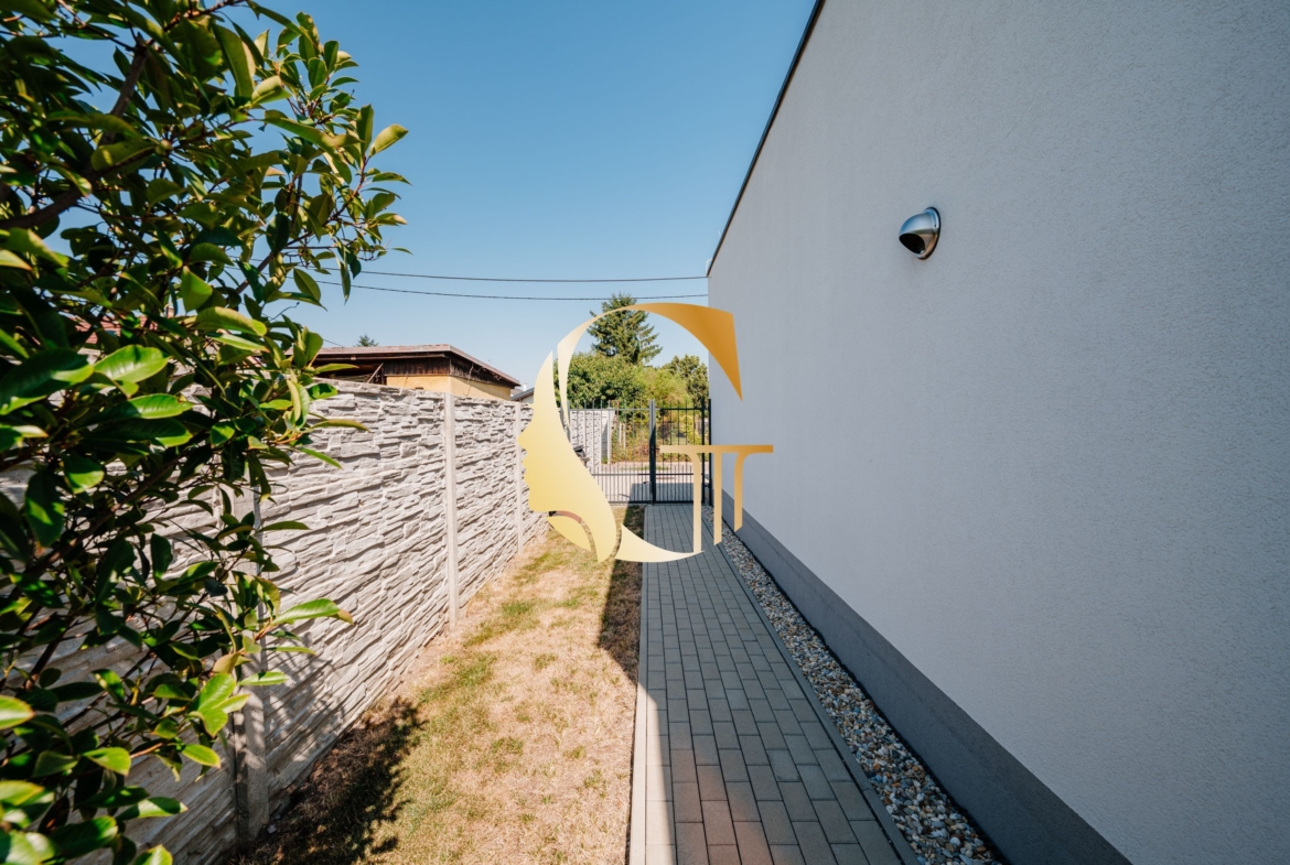 GODDESS PROPERTY – exkluzívne – PREDAJ – moderný – samostatne stojaci 4-izbový rodinný DOM 106 m2 – pozemok 292 m2 – Majerské Záhrady – VRAKUŇA